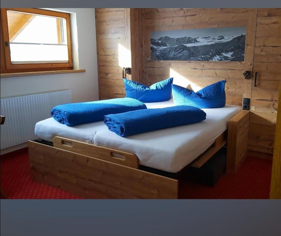 Haus Gfall Kaunertal Rom bilde